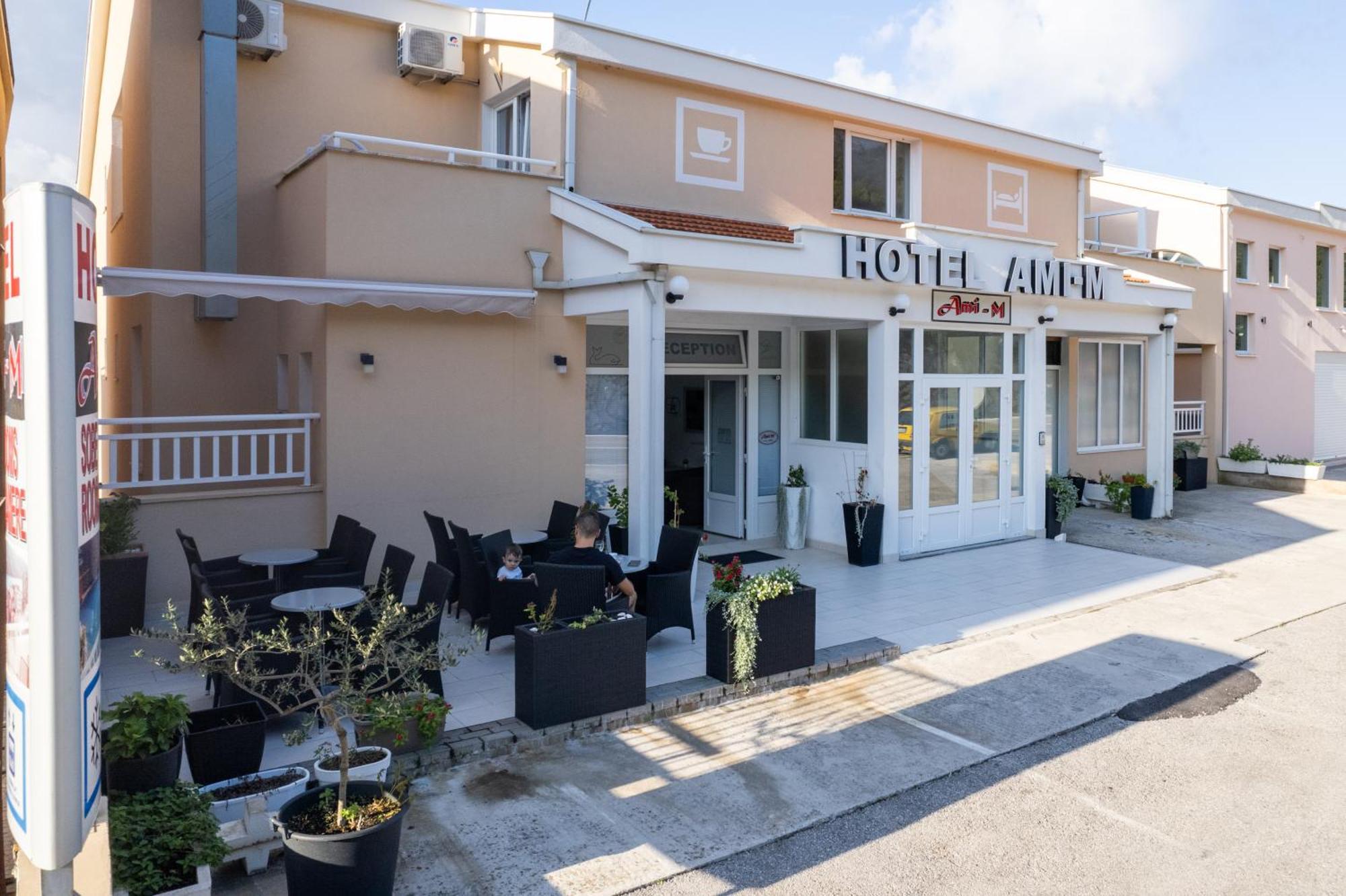 Hotel Ami - M Neum Eksteriør bilde